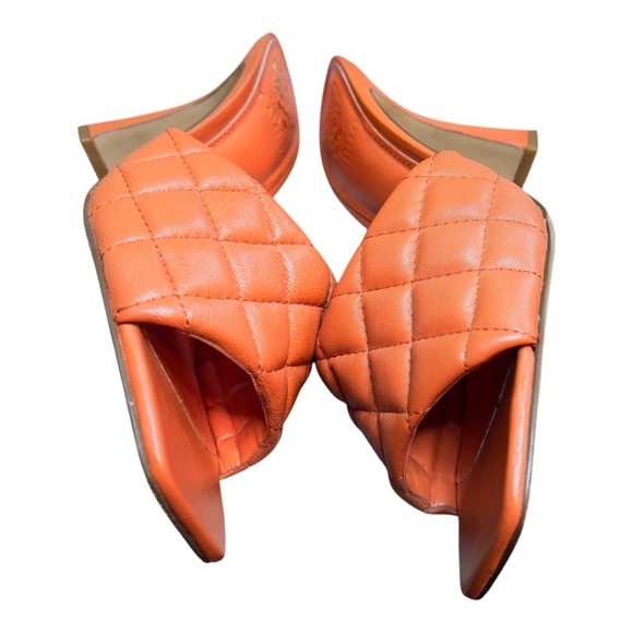 Vince Camuto Women's Orange Quilted Slide Sandals 4 Inch Heel Size 7 - Picture 5 of 10
